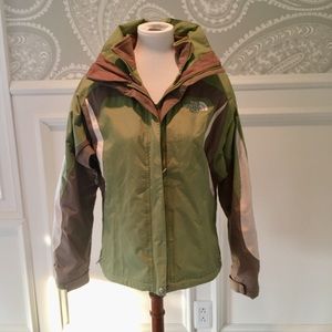 Northface ski jacket with removable fleece shell